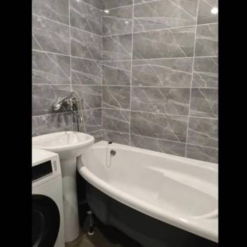 Продается 1-комнатная квартира, 35 м²