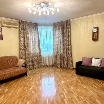 Продается 3-х комнатная квартира, 75,8 м²