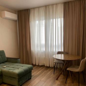 Сдается 1-комнатная квартира, 39 м²