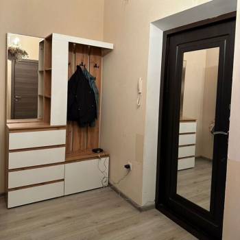 Продается 1-комнатная квартира, 45 м²