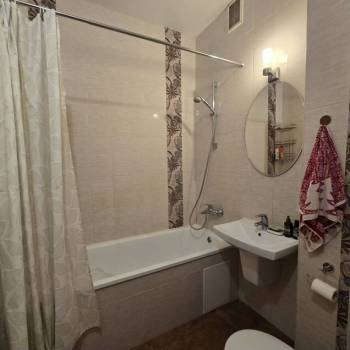 Продается 1-комнатная квартира, 45 м²