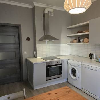 Продается 1-комнатная квартира, 45 м²