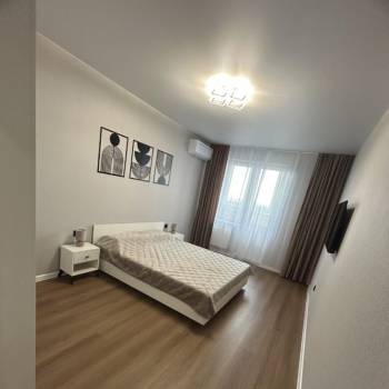 Сдается 2-х комнатная квартира, 70 м²