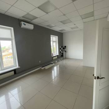 Сдается Офис, 200 м²