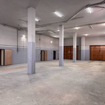 Сдается Нежилое помещение, 520 м²