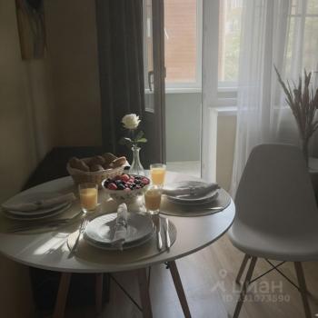 Сдается 1-комнатная квартира, 38 м²