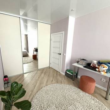 Продается 1-комнатная квартира, 40,9 м²
