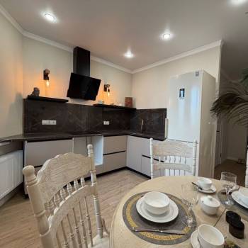 Продается 1-комнатная квартира, 40 м²