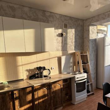 Продается 1-комнатная квартира, 40 м²