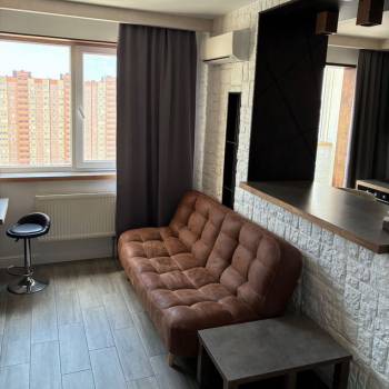 Сдается 1-комнатная квартира, 35 м²