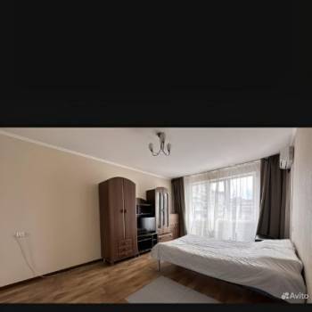 Продается 1-комнатная квартира, 38,3 м²
