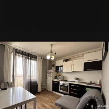 Продается 1-комнатная квартира, 38,3 м²