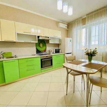 Сдается 1-комнатная квартира, 50 м²