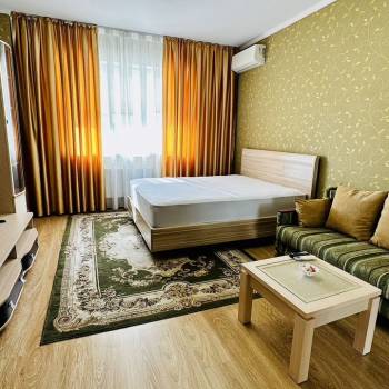 Сдается 1-комнатная квартира, 50 м²