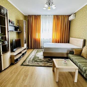 Сдается 1-комнатная квартира, 50 м²