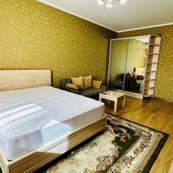 Сдается 1-комнатная квартира, 50 м²