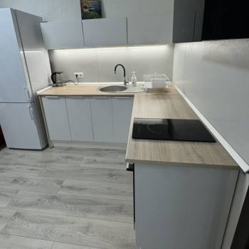 Сдается 1-комнатная квартира, 42 м²