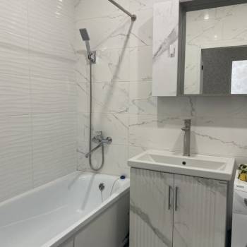 Продается 1-комнатная квартира, 37 м²