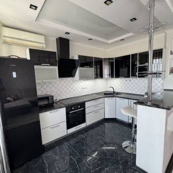 Сдается 1-комнатная квартира, 50 м²