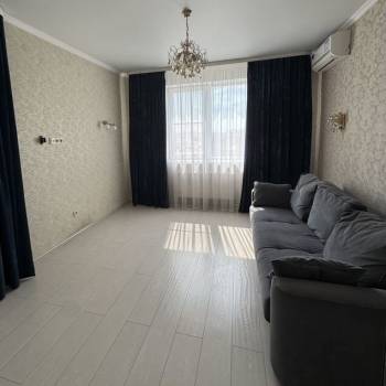 Сдается 1-комнатная квартира, 50 м²