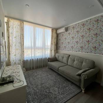 Сдается Многокомнатная квартира, 80 м²
