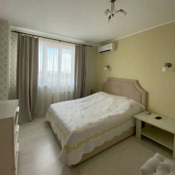 Сдается Многокомнатная квартира, 80 м²