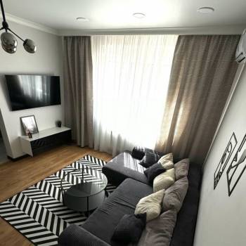 Сдается 1-комнатная квартира, 50 м²