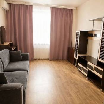 Сдается 1-комнатная квартира, 39 м²