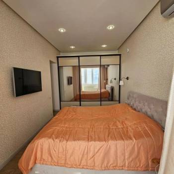 Продается Многокомнатная квартира, 131,8 м²