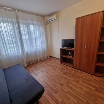 Продается 1-комнатная квартира, 35 м²
