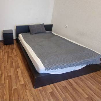 Продается 1-комнатная квартира, 35 м²