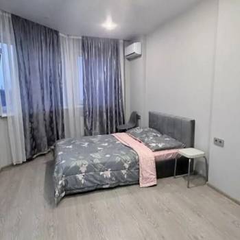 Сдается 1-комнатная квартира, 38 м²