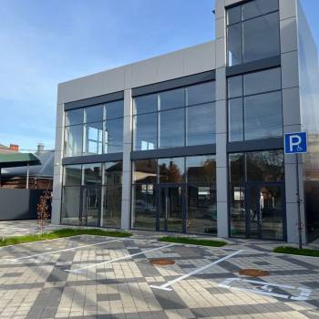 Сдается Нежилое помещение, 320 м²
