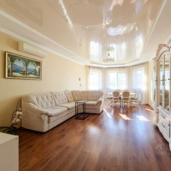 Продается Дом, 257 м²