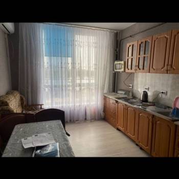 Сдается 1-комнатная квартира, 35 м²