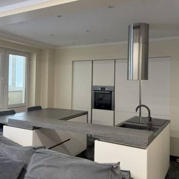 Продается 3-х комнатная квартира, 112 м²