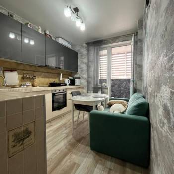 Сдается 1-комнатная квартира, 40 м²