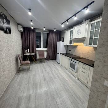 Сдается 2-х комнатная квартира, 53 м²