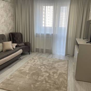 Сдается 2-х комнатная квартира, 82,5 м²