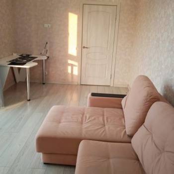 Сдается 2-х комнатная квартира, 64 м²