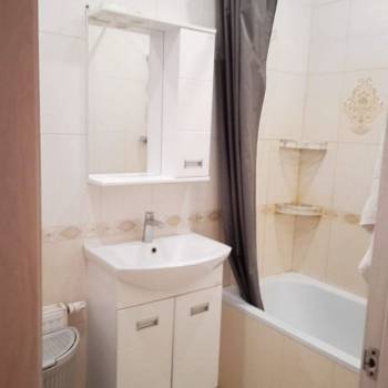 Сдается 2-х комнатная квартира, 64 м²