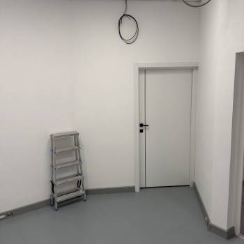 Продается Нежилое помещение, 90 м²