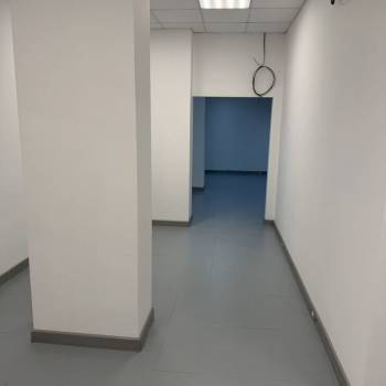 Продается Нежилое помещение, 90 м²
