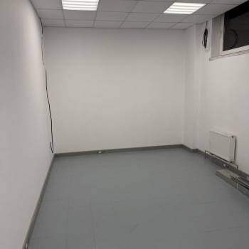 Продается Нежилое помещение, 90 м²