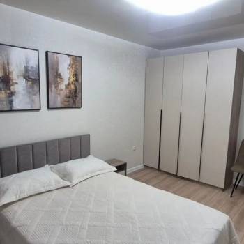 Продается 1-комнатная квартира, 29,7 м²