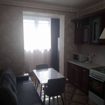 Сдается 1-комнатная квартира, 40 м²