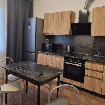Продается 1-комнатная квартира, 47,7 м²