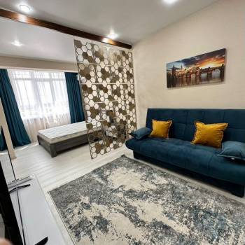 Сдается 1-комнатная квартира, 51 м²
