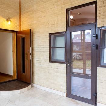 Продается Дом, 185 м²