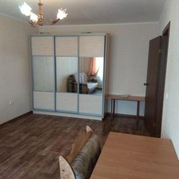 Сдается 1-комнатная квартира, 38 м²